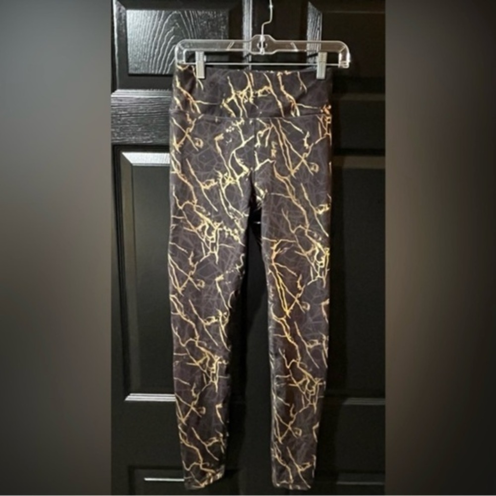 NEW Mono B Gold Foil Leggings NWT